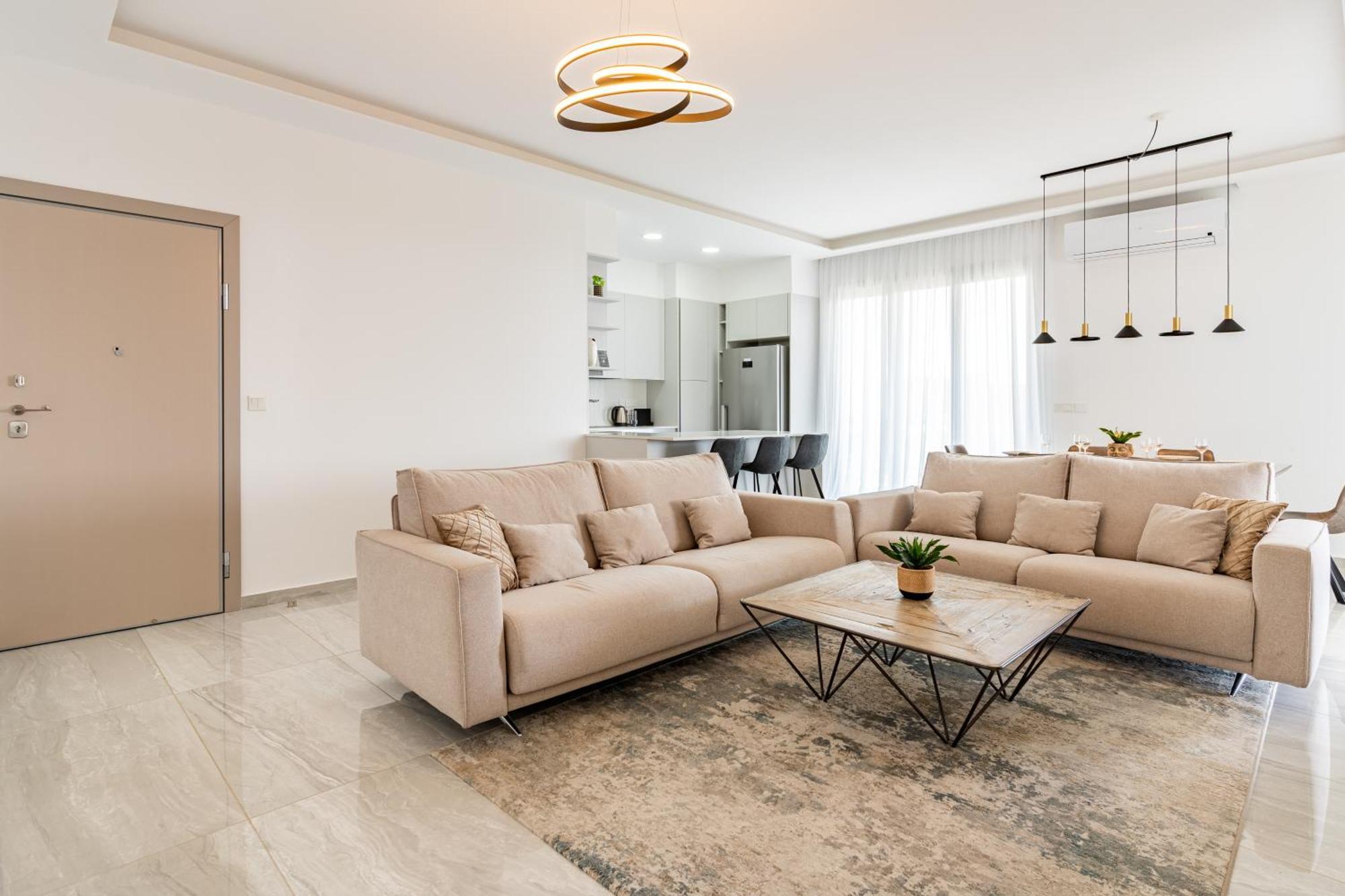 Yamas Urban Living Zakaki Pool Penthouses & Apartments Λεμεσός Εξωτερικό φωτογραφία