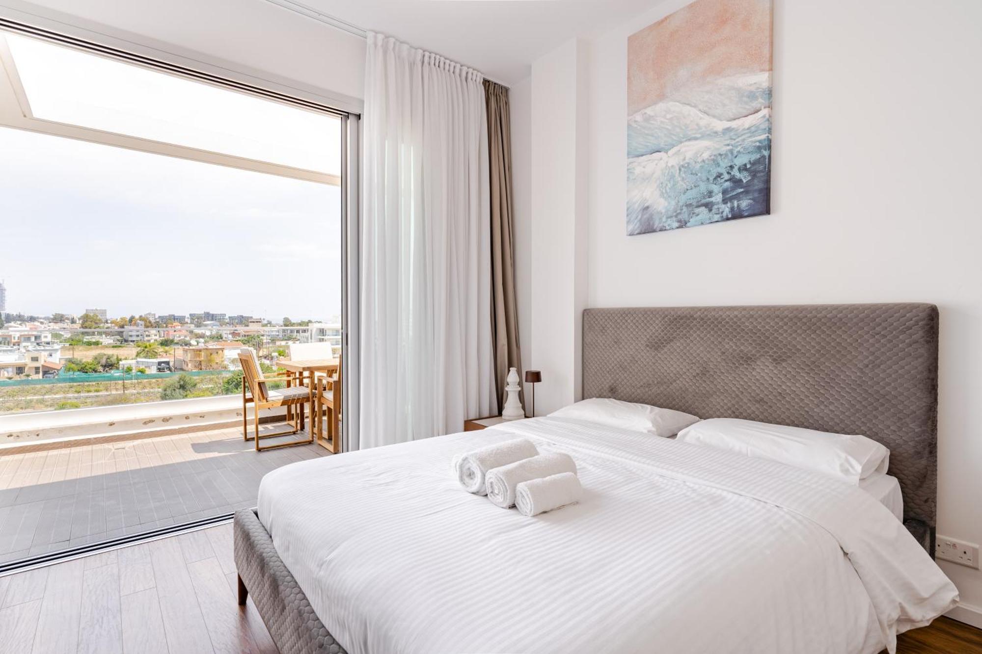 Yamas Urban Living Zakaki Pool Penthouses & Apartments Λεμεσός Εξωτερικό φωτογραφία